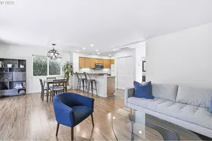 8065 SW Carol Ann Ct, Portland, OR 97224 - Photo 11