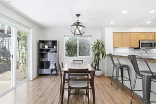 8065 SW Carol Ann Ct, Portland, OR 97224 - Photo 13