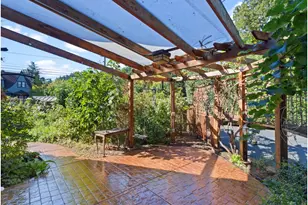 2138 SE 76th Ave, Portland, OR 97215 - Photo 7