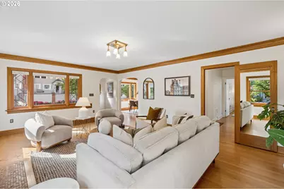 1403 SE Rex St, Portland, OR 97202 - Photo 9
