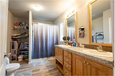 5270 Crystal St, Salem, OR 97305 - Photo 13