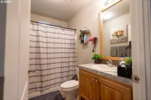 5270 Crystal St, Salem, OR 97305 - Photo 17
