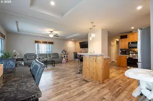 5270 Crystal St, Salem, OR 97305 - Photo 5