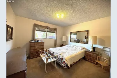 166 Peacock Ln, Myrtle Creek, OR 97457 - Photo 13