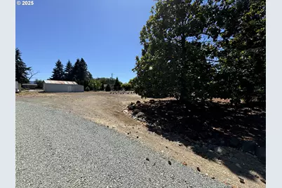166 Peacock Ln, Myrtle Creek, OR 97457 - Photo 27
