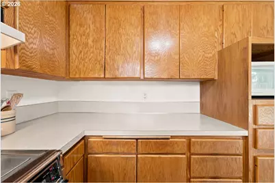 1222 NE Leo St, Keizer, OR 97303 - Photo 13