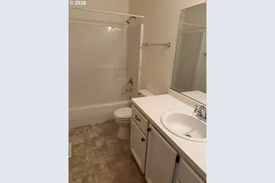 2713 SW Hume Ct, Portland, OR 97219 - Photo 25