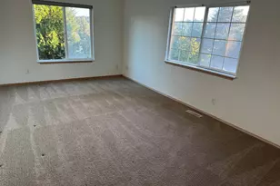 2713 SW Hume Ct, Portland, OR 97219 - Photo 17