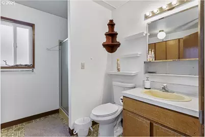 14850 NE Rose Pkwy, Portland, OR 97230 - Photo 21