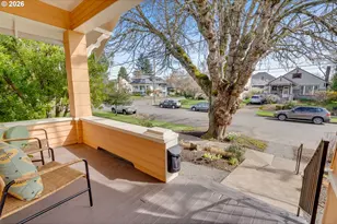 2115 SE 35th Pl, Portland, OR 97214 - Photo 3