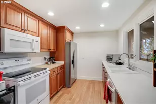 1227 Ash St, Lake Oswego, OR 97034 - Photo 13