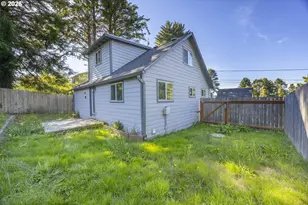 1842 NE 19th St, Lincoln City, OR 97367 - Photo 31