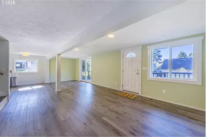 1842 NE 19th St, Lincoln City, OR 97367 - Photo 9