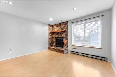 2330 SE Brookwood Ave #206, Hillsboro, OR 97123 - Photo 7