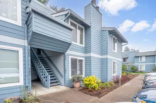 2330 SE Brookwood Ave, Hillsboro, OR 97123 - Photo 1