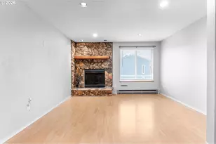 2330 SE Brookwood Ave, Hillsboro, OR 97123 - Photo 5