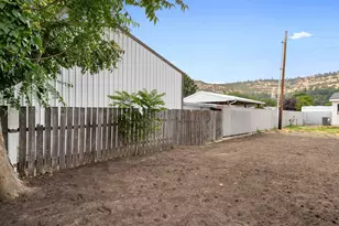 834 Floral Ct, The Dalles, OR 97058 - Photo 29