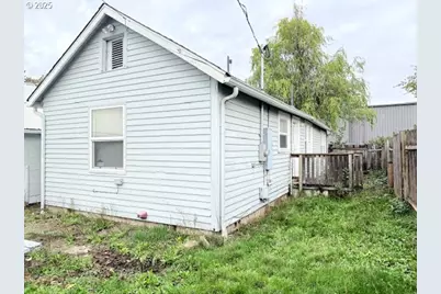 1740 W Broadway, Eugene, OR 97402 - Photo 5