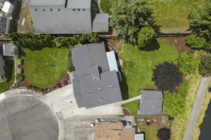 2570 Clay Ct, Albany, OR 97322 - Photo 3