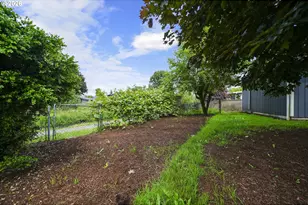 2570 Clay Ct, Albany, OR 97322 - Photo 7