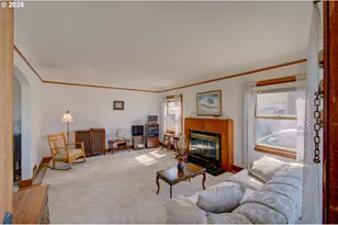 3647 Duane St, Astoria, OR 97103 - Photo 3