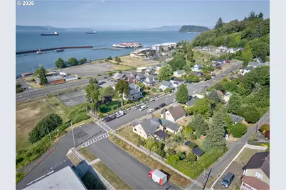 3647 Duane St, Astoria, OR 97103 - Photo 35