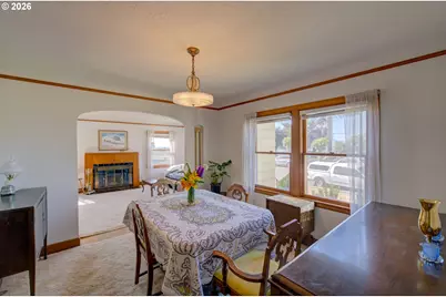 3647 Duane St, Astoria, OR 97103 - Photo 5