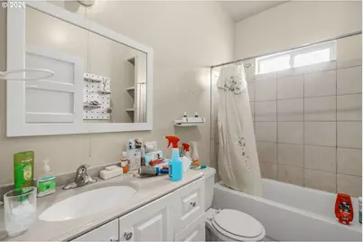 1212 Morrow Rd, Medford, OR 97504 - Photo 9