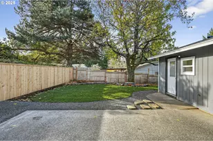 17745 Davis Dr, Sandy, OR 97055 - Photo 33