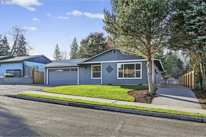 17745 Davis Dr, Sandy, OR 97055 - Photo 3