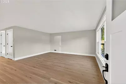 17745 Davis Dr, Sandy, OR 97055 - Photo 5