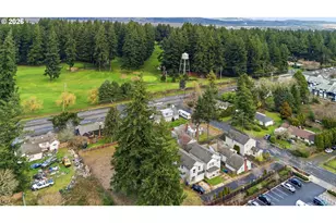 425 NE 146th Ave, Portland, OR 97230 - Photo 9