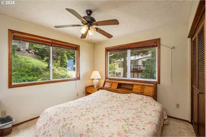 340 NE Vista Terrace Ave, Depoe Bay, OR 97341 - Photo 17