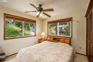 340 NE Vista Terrace Ave, Depoe Bay, OR 97341 - Photo 17