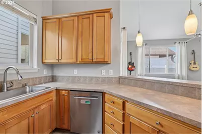 7638 NE 61st Way, Vancouver, WA 98662 - Photo 9