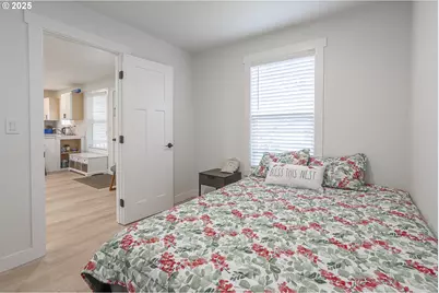 3432 NW Port Ct, Lincoln City, OR 97367 - Photo 17