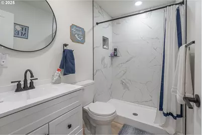 3432 NW Port Ct, Lincoln City, OR 97367 - Photo 19