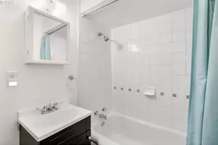 501 E 9th St, The Dalles, OR 97058 - Photo 21