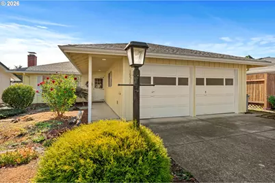 16510 SW King Charles Ave, King City, OR 97224 - Photo 3