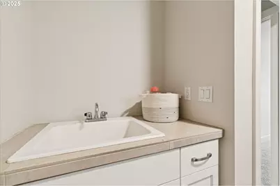8549 SW 176th Ave, Beaverton, OR 97007 - Photo 33