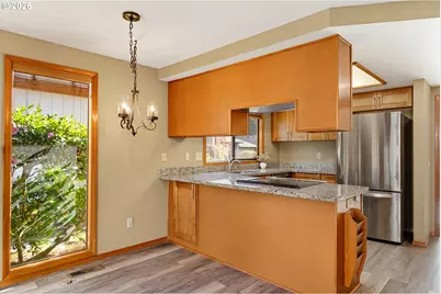12641 SW Overgaard St, Portland, OR 97224 - Photo 13