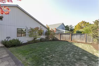 12641 SW Overgaard St, Portland, OR 97224 - Photo 39