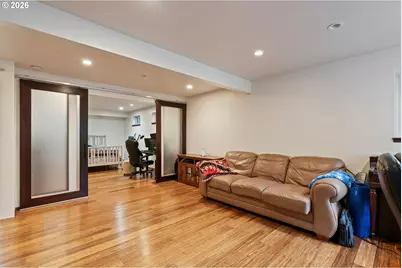 6415 SW Terwilliger Blvd, Portland, OR 97239 - Photo 31