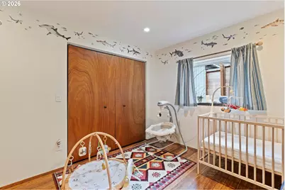 6415 SW Terwilliger Blvd, Portland, OR 97239 - Photo 17