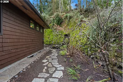 6415 SW Terwilliger Blvd, Portland, OR 97239 - Photo 39
