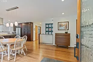 6415 SW Terwilliger Blvd, Portland, OR 97239 - Photo 3