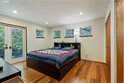 6415 SW Terwilliger Blvd, Portland, OR 97239 - Photo 11