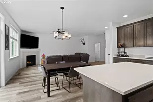 450 SW Mill St, Dallas, OR 97338 - Photo 17