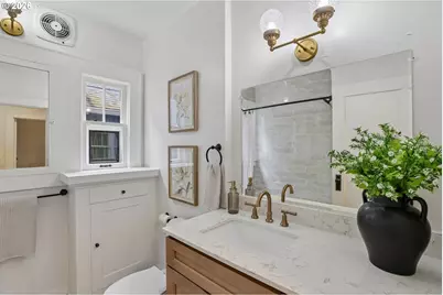 2423 NE 11th Ave, Portland, OR 97212 - Photo 17