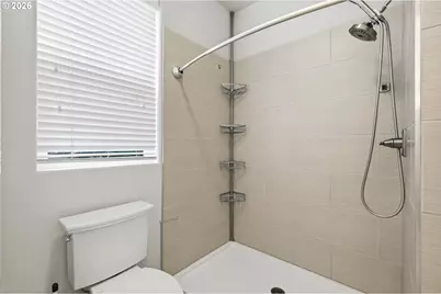 1190 Peascod Dr, Eugene, OR 97402 - Photo 35
